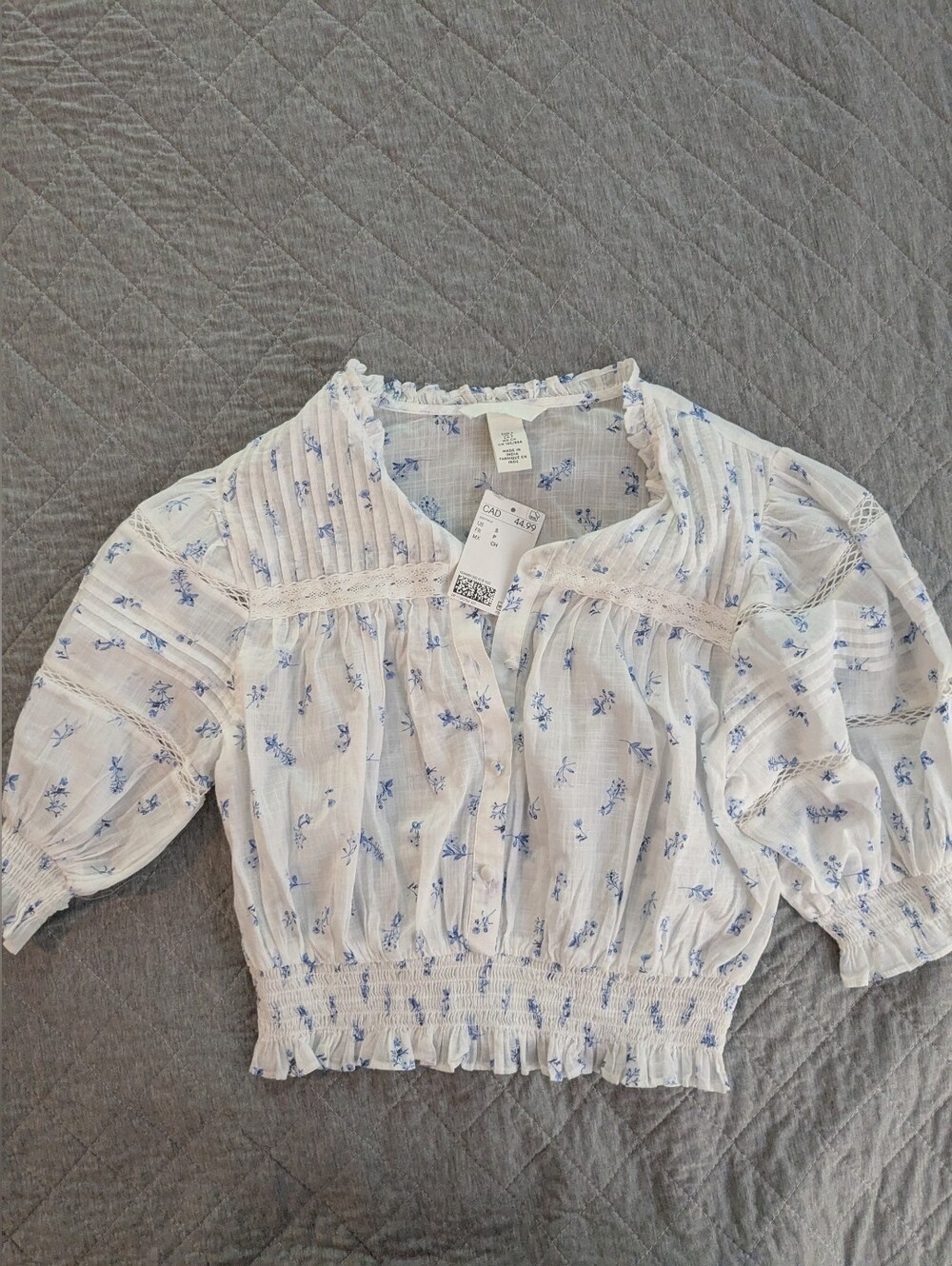 H & M Floral Cotton Pintucked Lace Blouse Size Small